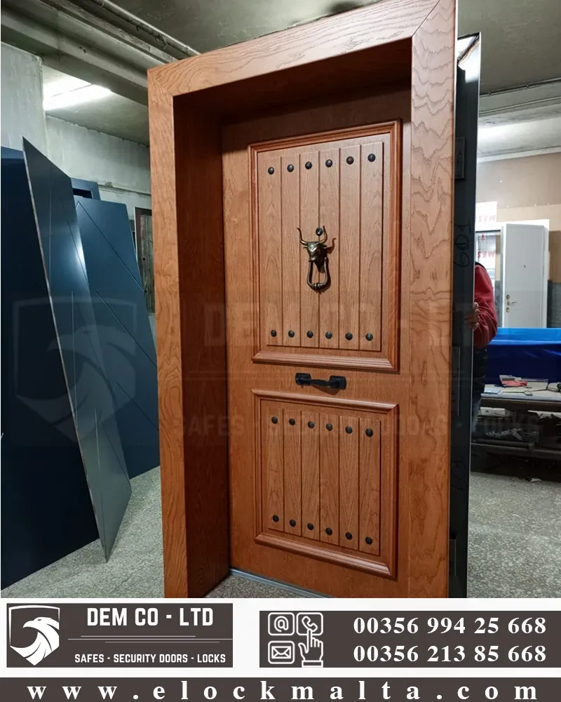 Apartment security door, wood finish, wood finish, Tumbled