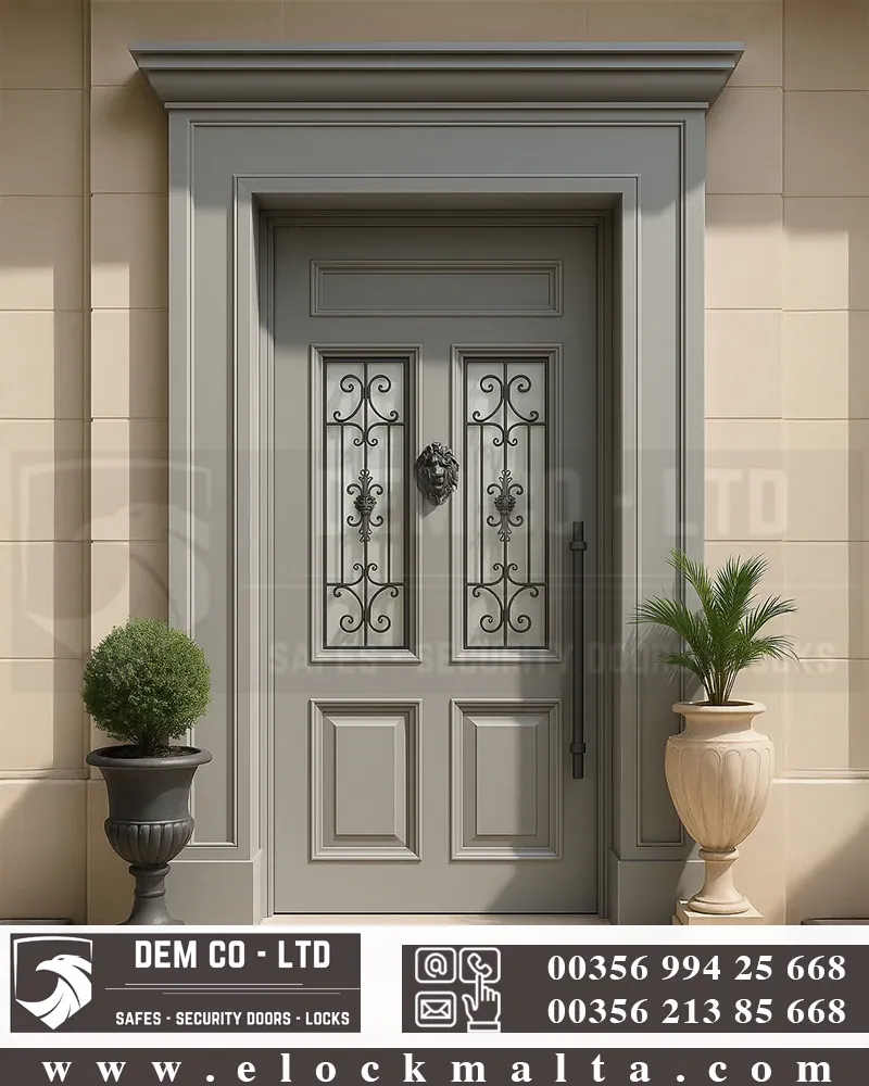 Villa entrance door, Manuella